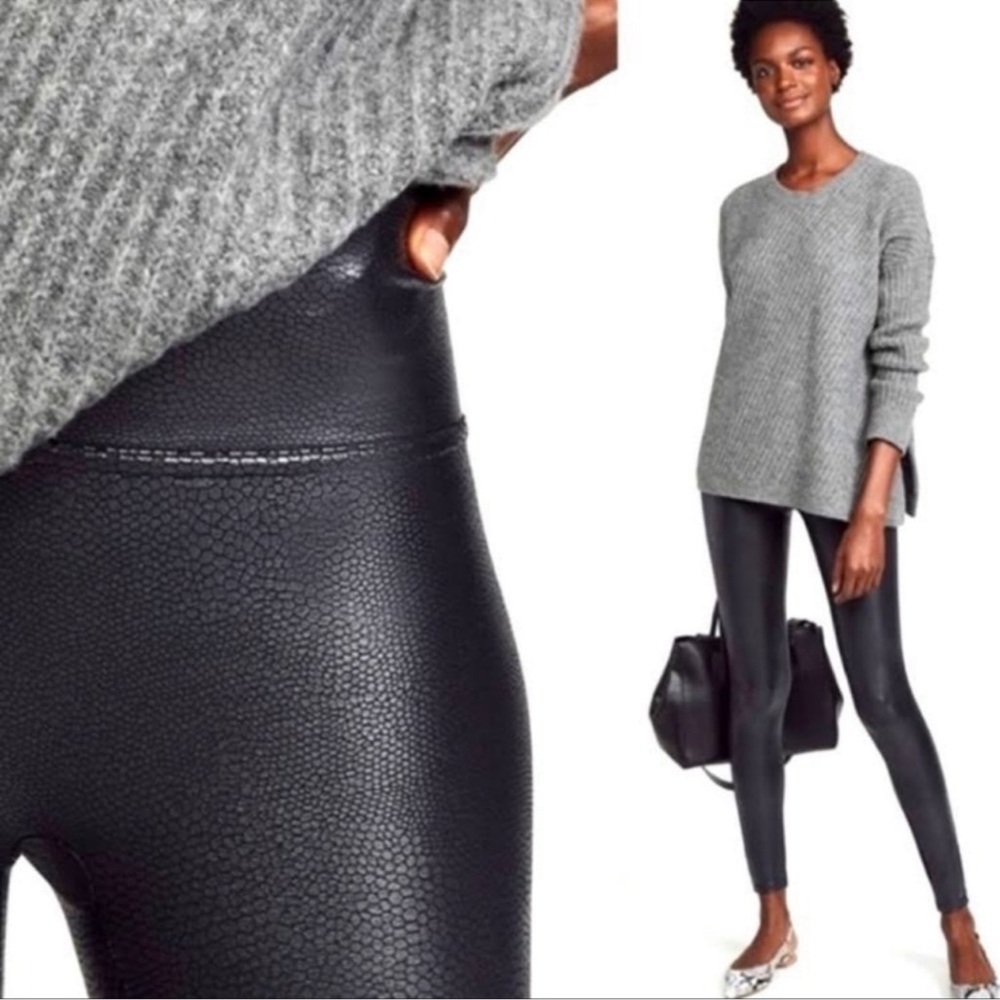 SPANX Faux Leather‎ Pebbled Leggings Size Medium
